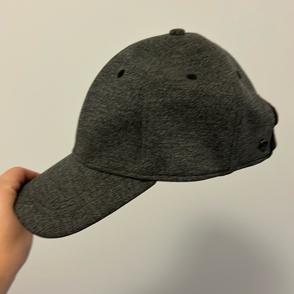 lululemon baseball cap - Picture 1 of 4